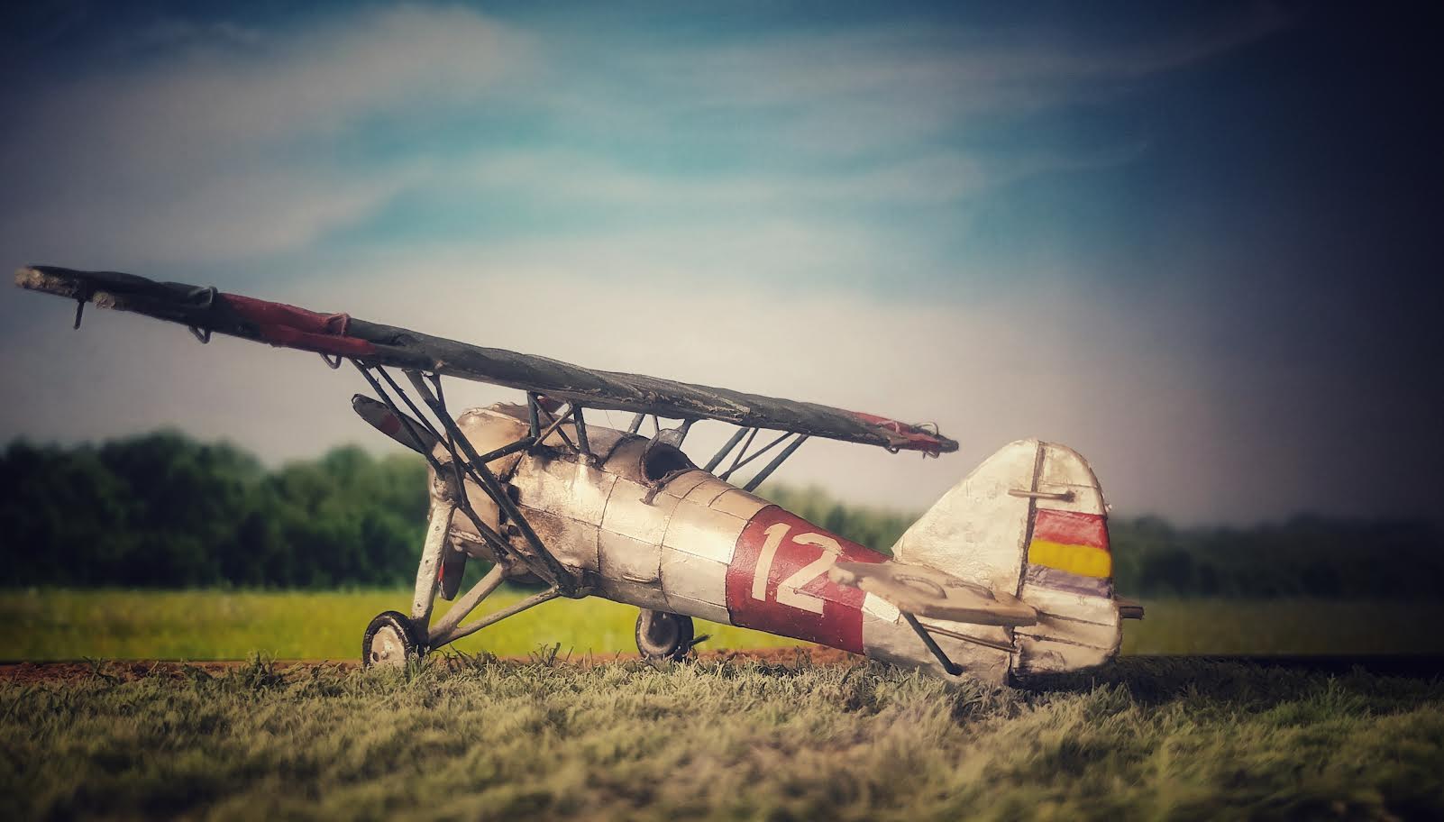 Diorama con fondo real